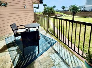 9520 Seawall Blvd APT 111, Galveston, TX 77554