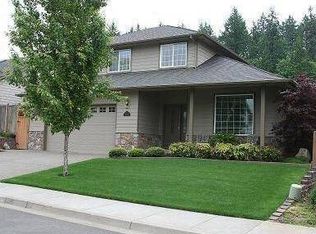 3325 Falcon Dr, Springfield, OR 97477