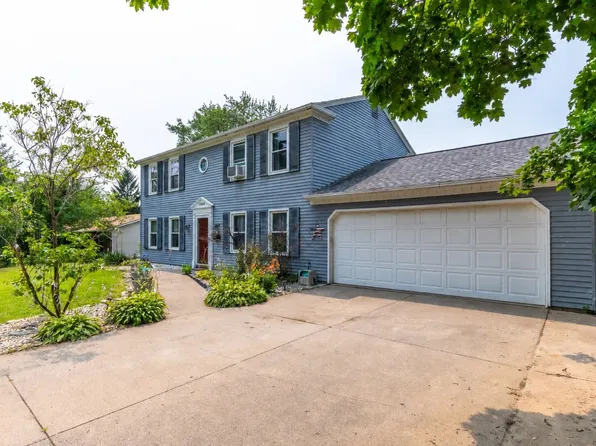 1100 Springhill Dr, Angola, IN 46703