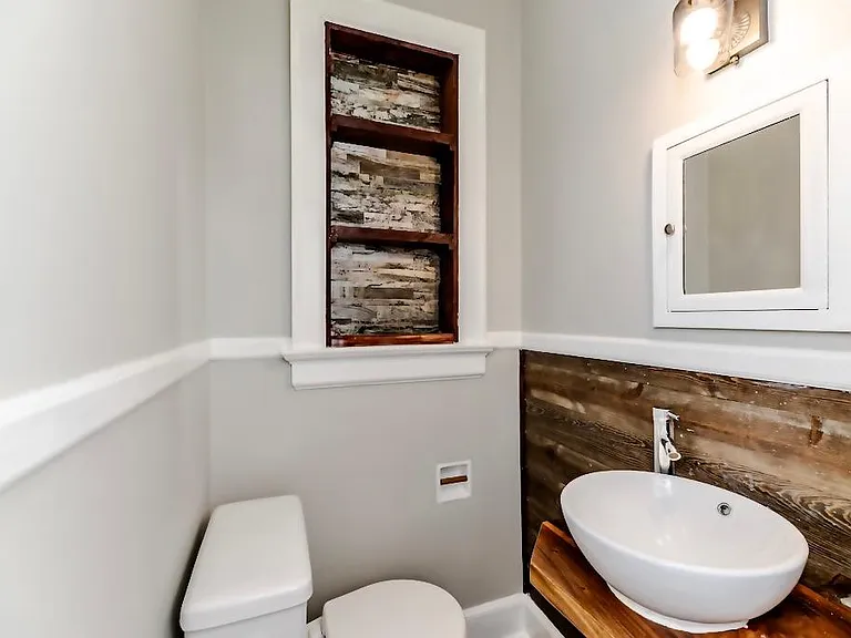 217 Hillcrest Dr — Photo 13