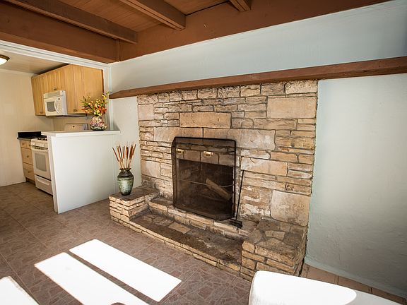 4th image of 2134 N Beverly Glen Blvd
