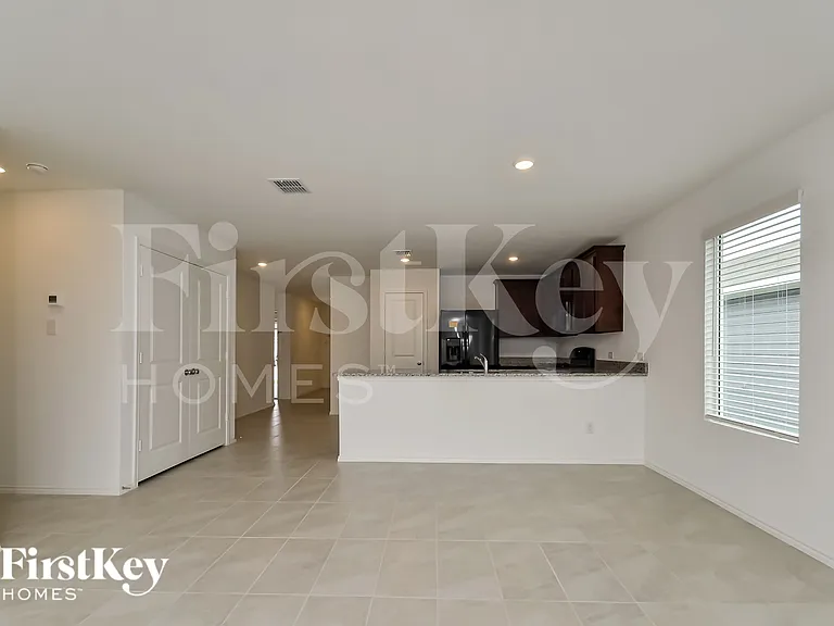 1333 Plum Rd — Photo 6