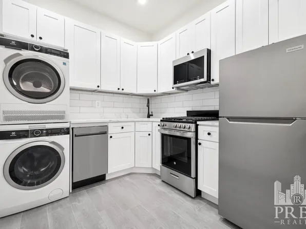 332 East 74th Street image 2 of 10