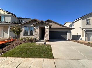 1109 Grant Ave W, Madera, CA