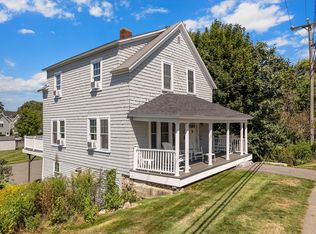 19 Long Beach Ave, York, ME 03909