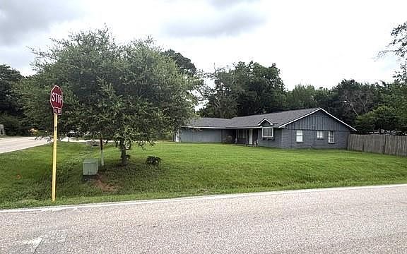 3rd image of 18600 Carrot St