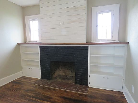 Fireplace, wall mount tv