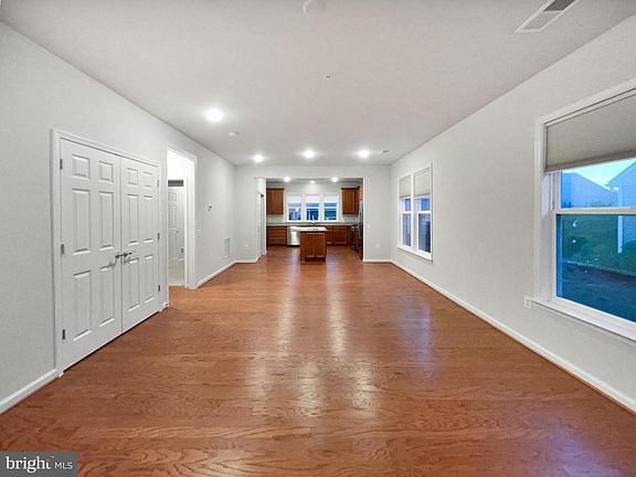 3rd image of 21822 Boneset Way