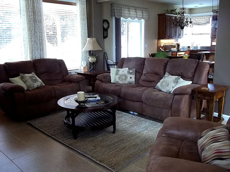 1665 Brantingham Rd — Photo 11