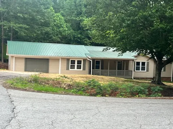 15 Melvin Cir, Taylors, SC 29687