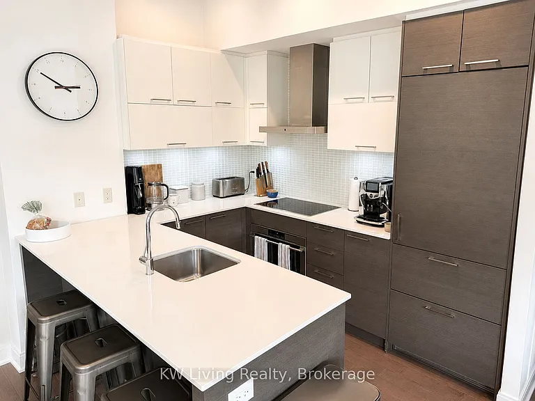 55 Front St E #307 — Photo 4