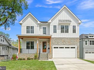 3411 17th St N, Arlington, VA 22207