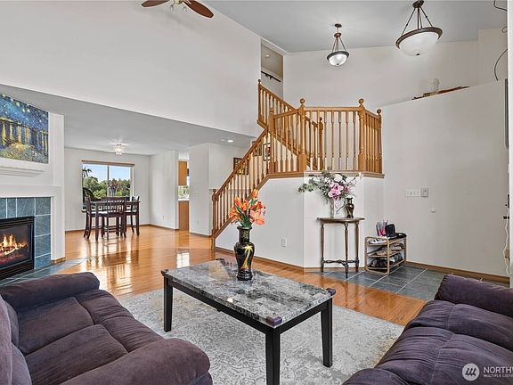 3rd image of 6213 23rd Street NE