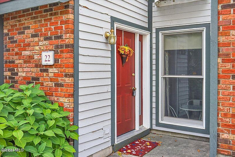 4th image of 22 Lakeview Road