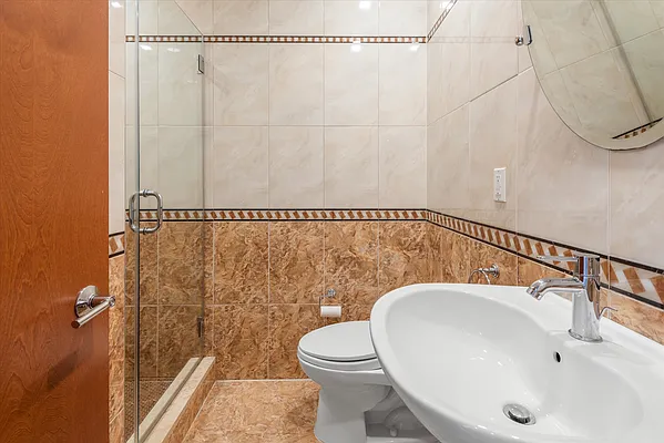 Sold by High Class Realty SB LLC | media 14