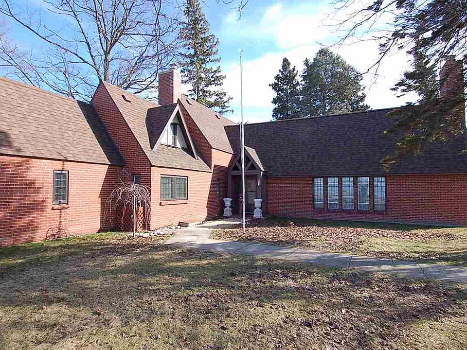 1st image of 433 S Lakeshore Dr