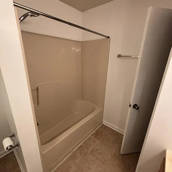 305 Farside Dr #1 — Photo 22