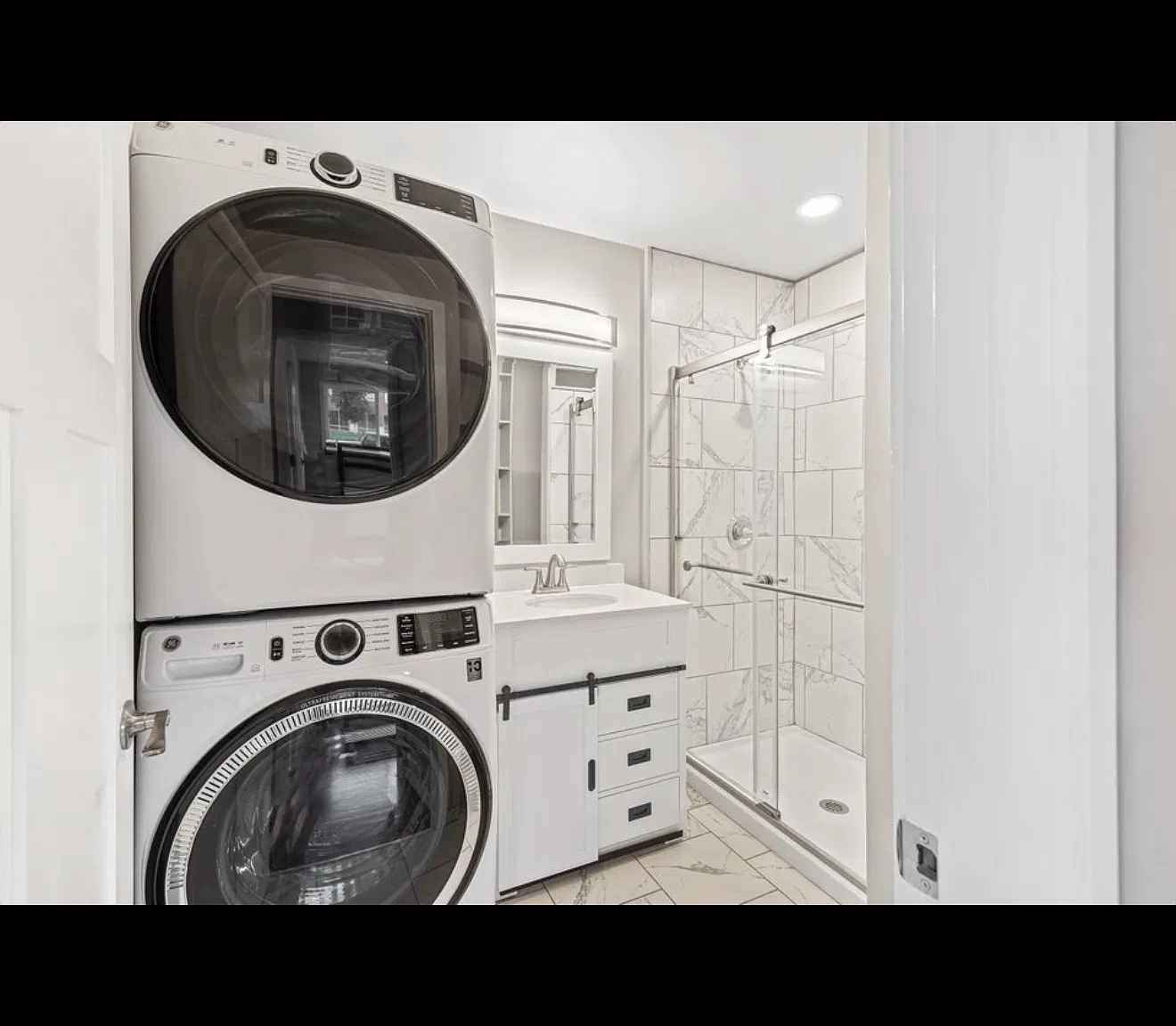 1 bed, 450 sqft, $1,250 — Photo 2
