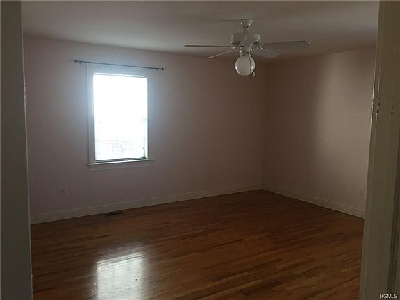 5th image of 56 Dekalb Ave #2