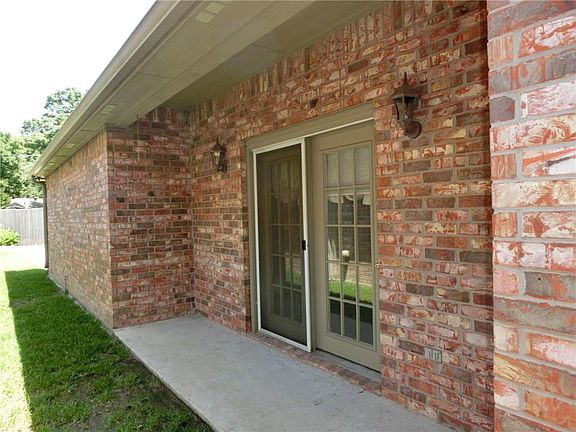 4th image of 601 Mockingbird Pl