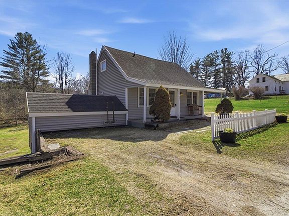 3rd image of 1768 Barnumville Road
