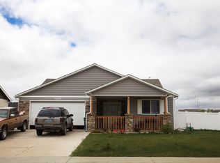 1200 Muscovy Dr, Gillette, WY 82718