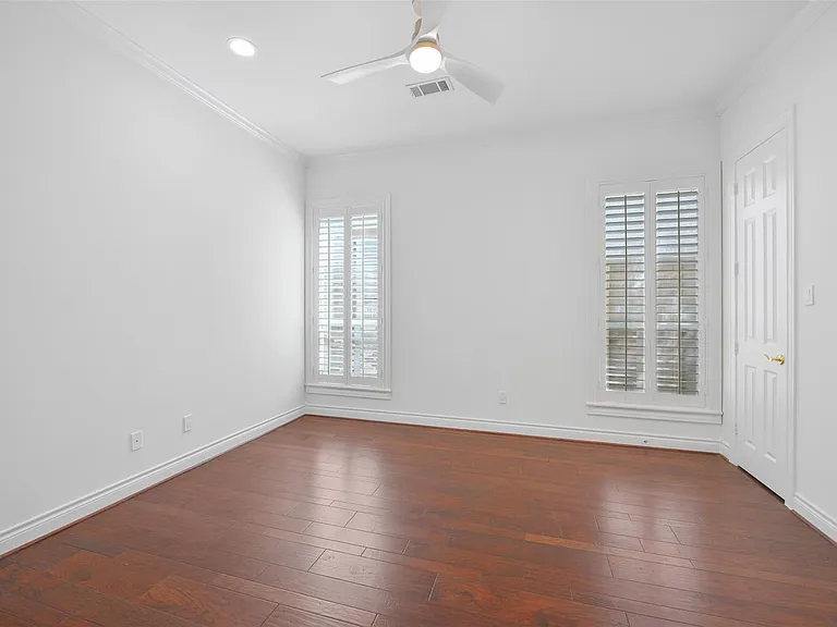 3724 Wroxton Rd — Photo 18