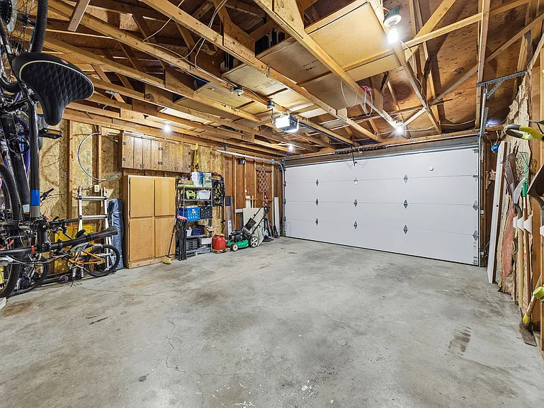 3130 Cockney St — Photo 17