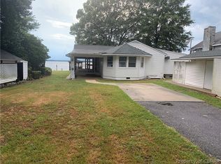 4610 Hermitage Ln, Gloucester, VA 23061