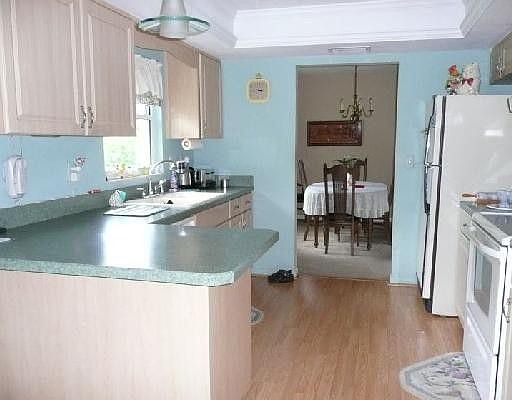 5th image of 3347 Balsam Dr