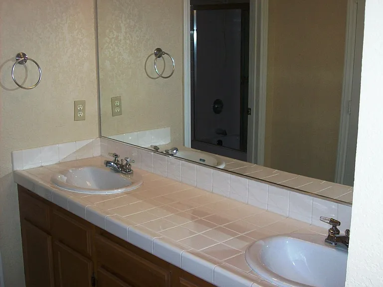 7281 Vista Bonita Dr — Photo 8