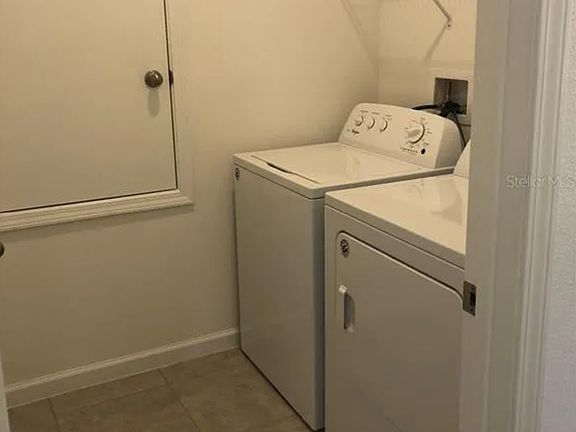 5th image of 624 Disa Dr