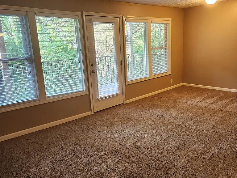 1951 Parkwild Dr #123 — Photo 11