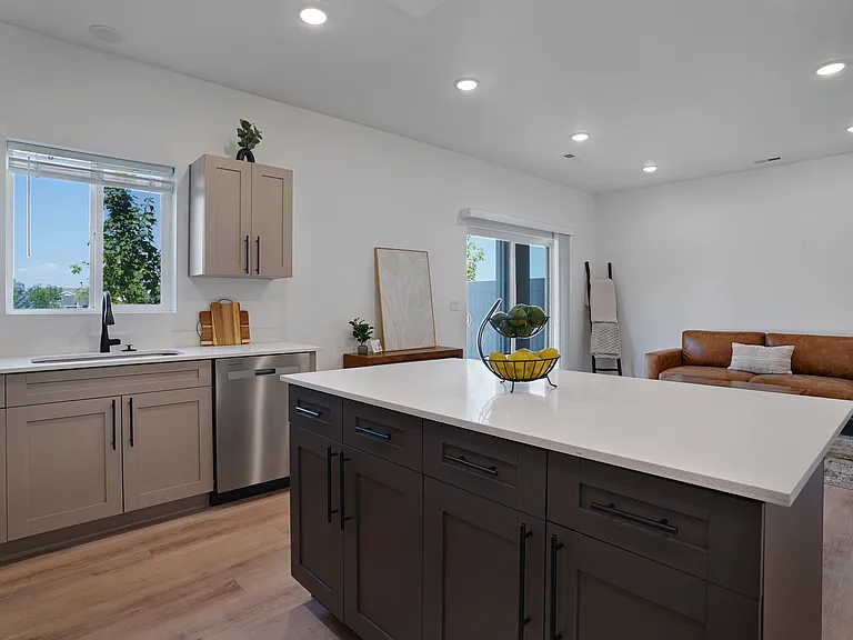 Valo At Bellin Townhomes — Photo 12