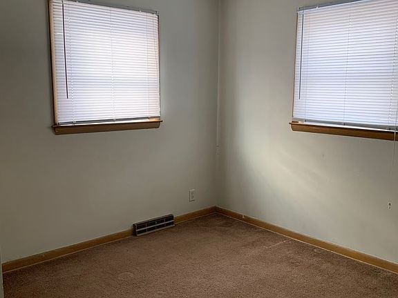 5th image of 3339 S 60th St 3339 S 60th St #2