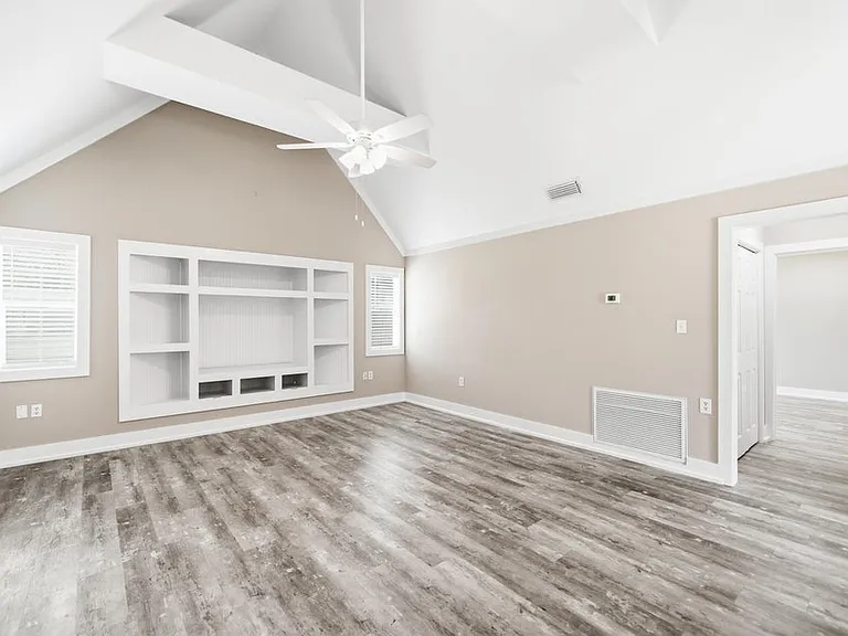 942 Rue De Palms Dr — Photo 12