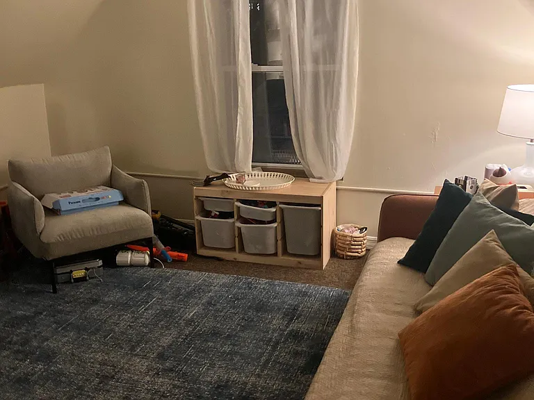 2633 W Homer St #2F — Photo 6