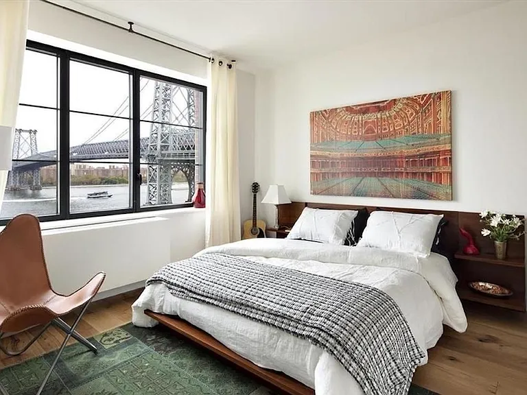 15 Dunham Pl #3E — Photo 1