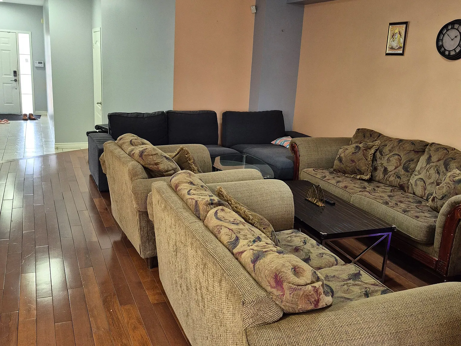 4 bed, $2,900 — Photo 4