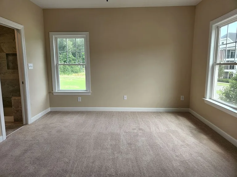 605 Commonwealth Dr — Photo 5