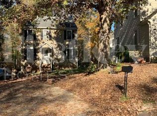 1395 Oakengate Dr, Stone Mountain, GA 30083