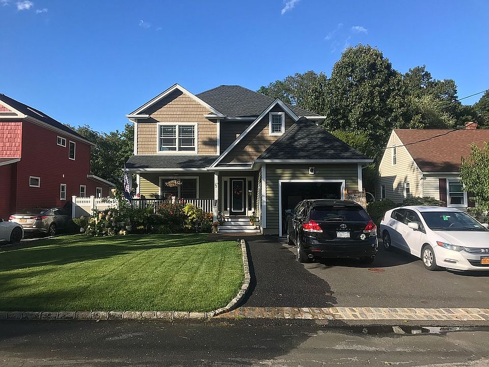 1st image of 15 Alexander Ave