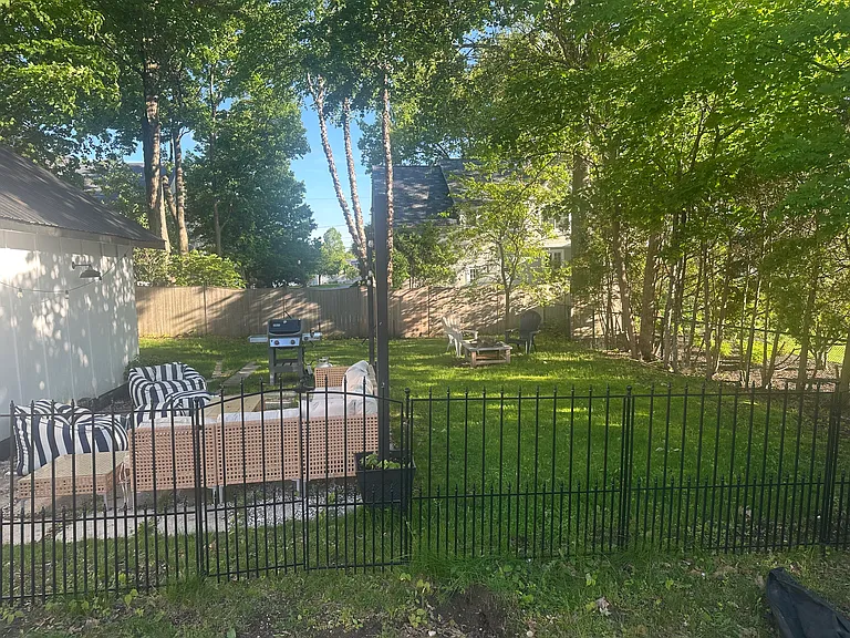 90 Lincoln Ave #1 — Photo 15