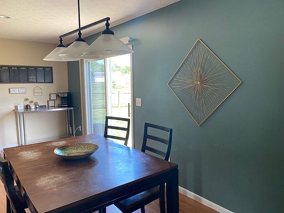 4th image of 25168 Cider Circle Dr