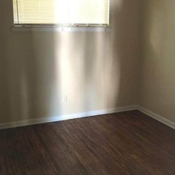 2nd image of 2086 Hubert Ave