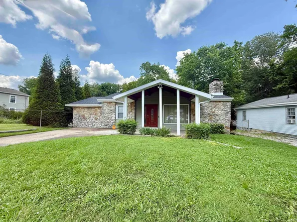 516 E Mill Rd, Evansville, IN 47711