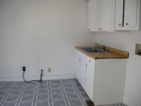 3rd image of 136 N Watt St