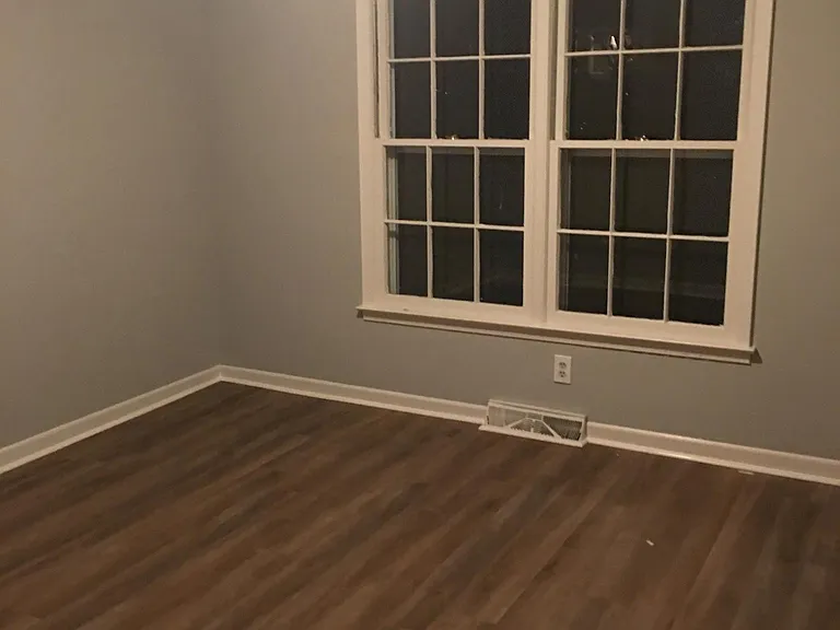 Bedroom 1--now has carpet