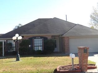 1036 Meadowvale Dr, Beaumont, TX 77706