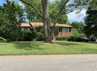 9136 Carlton Cir, Knoxville, TN 37922